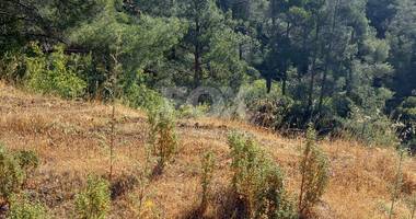 Land for sale in Moniatis, Limassol