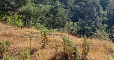Land for sale in Moniatis, Limassol