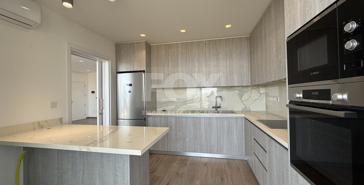 FOR RENT UNFURNISHED PENTHOUSE THREE BEDROOM WITH PRIVATE SWIMMING POOL AND MAIDS QUARTER OR 4TH BEDROOM IN PANTHEA