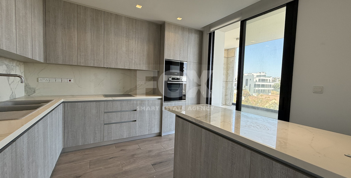 FOR RENT UNFURNISHED PENTHOUSE THREE BEDROOM WITH PRIVATE SWIMMING POOL AND MAIDS QUARTER OR 4TH BEDROOM IN PANTHEA