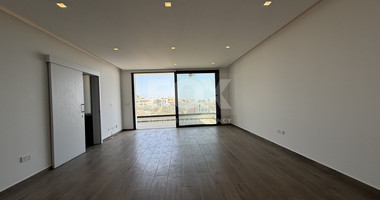 FOR RENT UNFURNISHED PENTHOUSE THREE BEDROOM WITH PRIVATE SWIMMING POOL AND MAIDS QUARTER OR 4TH BEDROOM IN PANTHEA