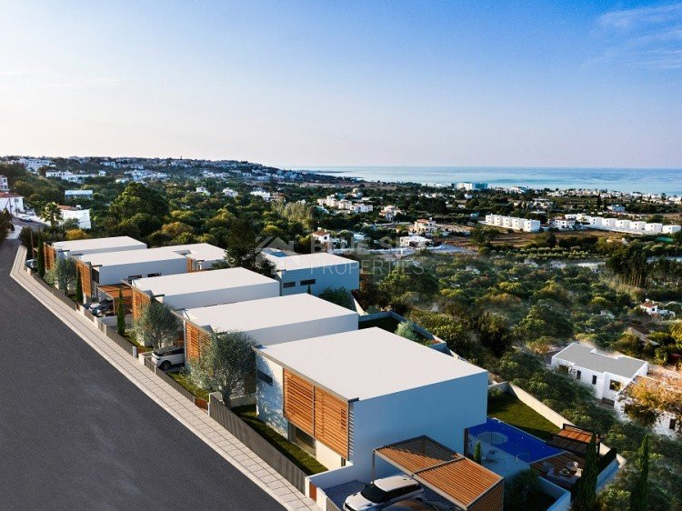 Five bedroom villa for Sale In Chlorakas, Paphos