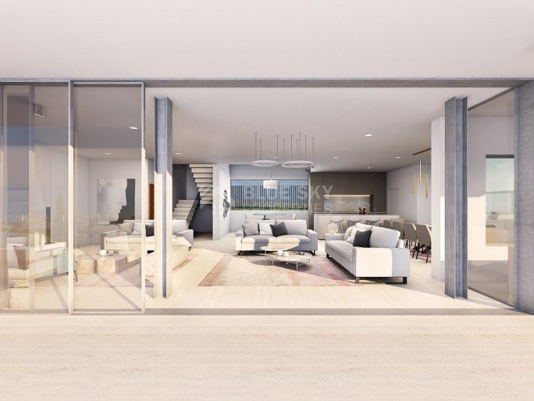 Five bedroom villa for Sale In Chlorakas, Paphos