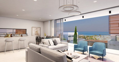 Five bedroom villa for Sale In Chlorakas, Paphos