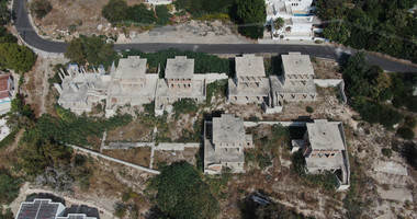 Five bedroom villa for Sale In Chlorakas, Paphos