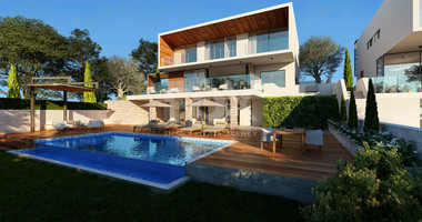 Five bedroom villa for Sale In Chlorakas, Paphos