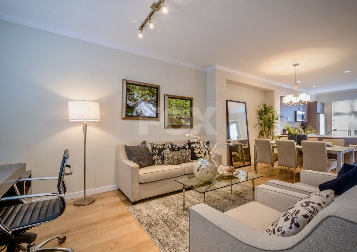 Two bedroom penthouse for Sale , in Universal area of Paphos