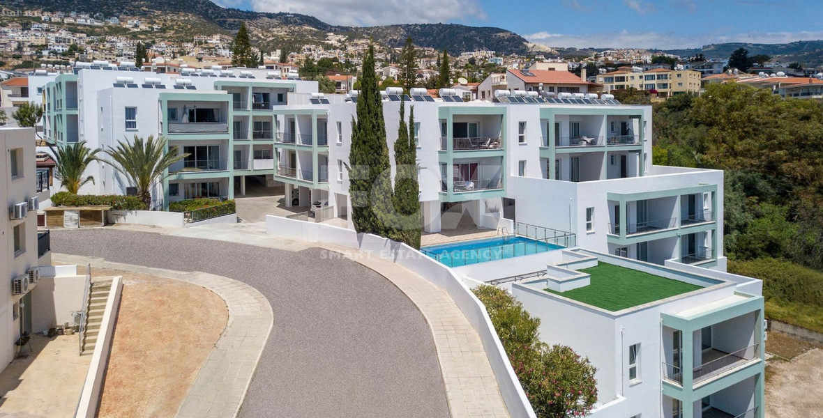 Two bedroom apartment for sale, with seperate title deed in Peyia