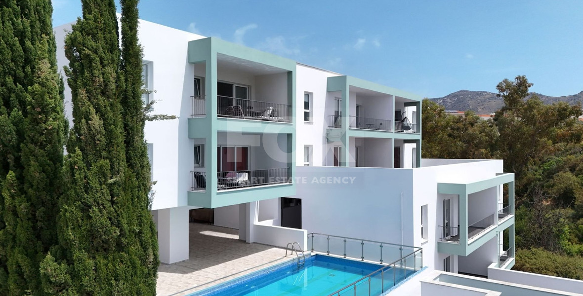 Two bedroom apartment for sale, with seperate title deed in Peyia
