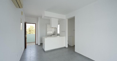 One bedroom apartment for sale, with seperate title deed in Peyia