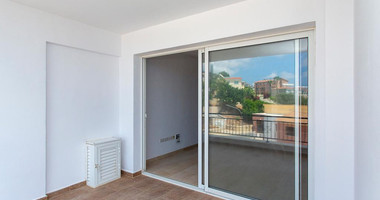Two bedroom sea view apartment in Peyia, Paphos for sale-with separate title deeds