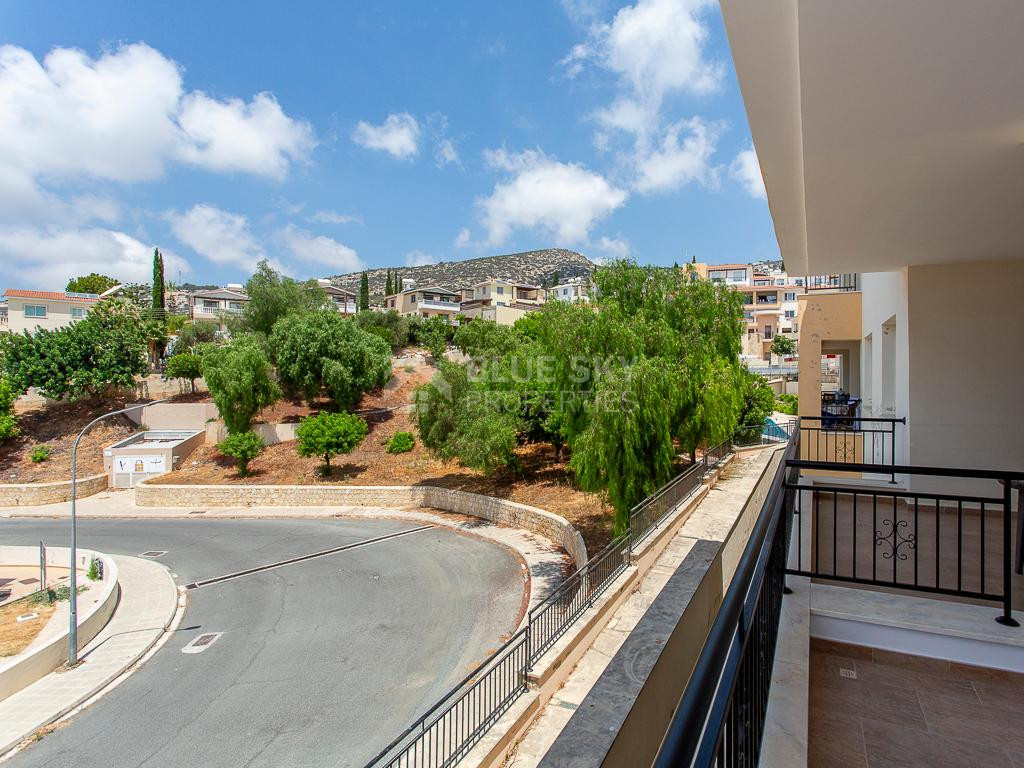 Two bedroom sea view apartment in Peyia, Paphos for sale-with separate title deeds
