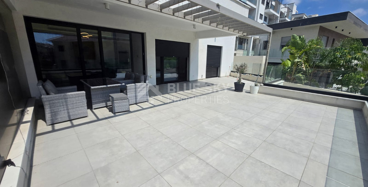 Luxury three bedroom apartment in the Panthea Hills, Limassol