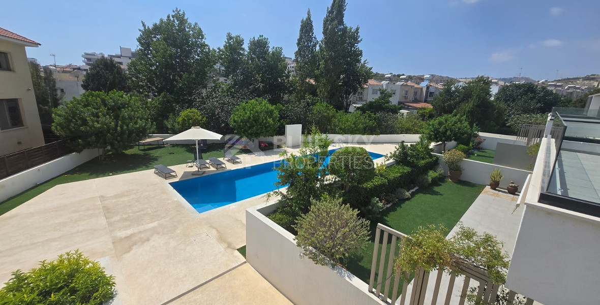 Luxury three bedroom apartment in the Panthea Hills, Limassol
