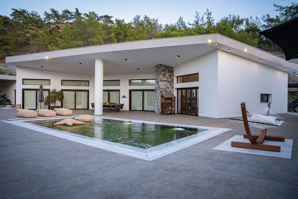 Bungalow 6 chambres 250 m² Louvaras, Chypre