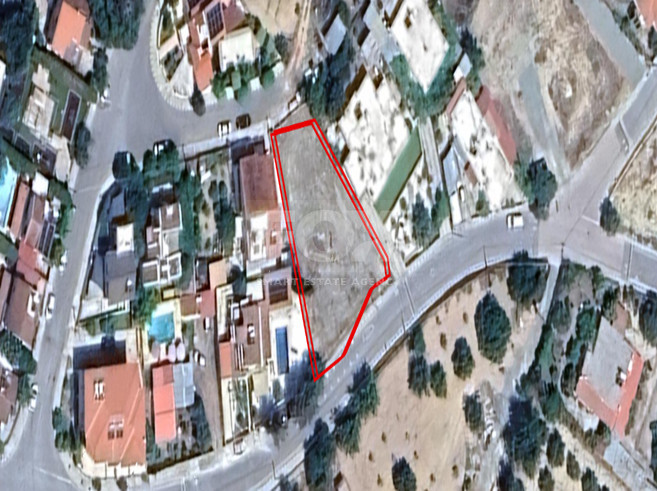 For Sale: Wide and Flat 792 m2 Residential Plot in Paramytha Village