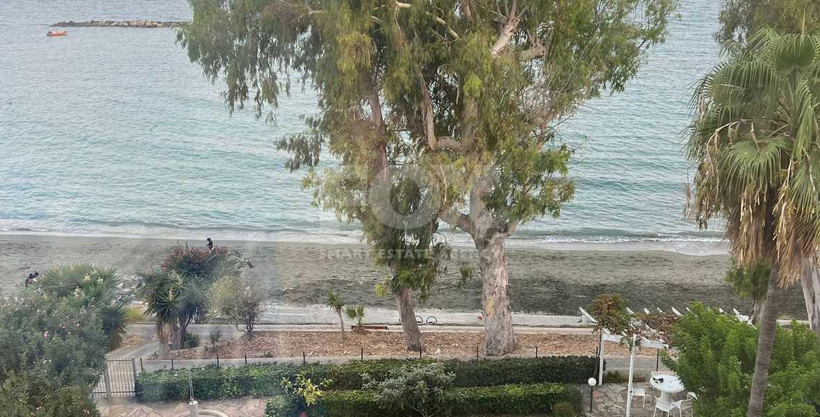 Seafront two bedroom apartment in Agios Tychonas (tourist area)  for rent  in Limassol