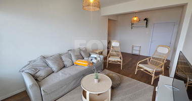 Seafront Two Bedroom Apartment For Rent In Agia Trias