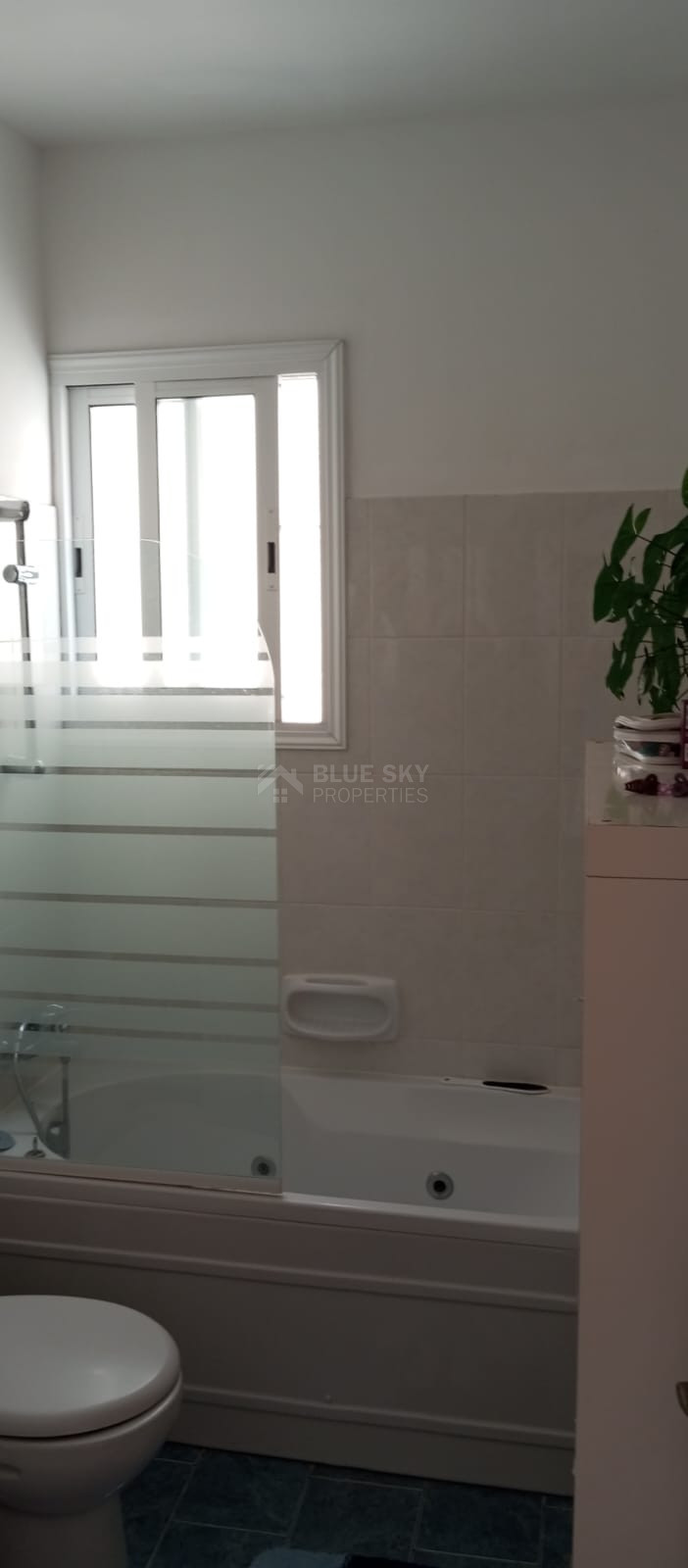Two bedroom apartment in Universal area - Paphos