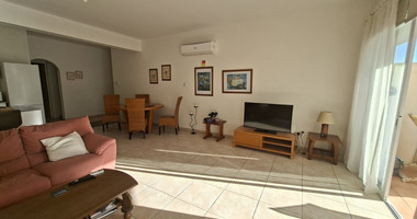 Two bedroom apartment in Universal area - Paphos