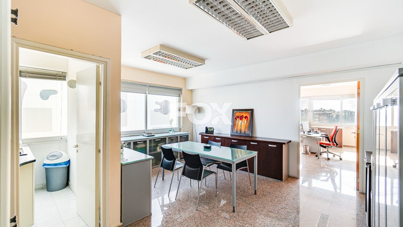 Офис 90 м² в аренду в Agios Nicolaos, Limassol, Cyprus