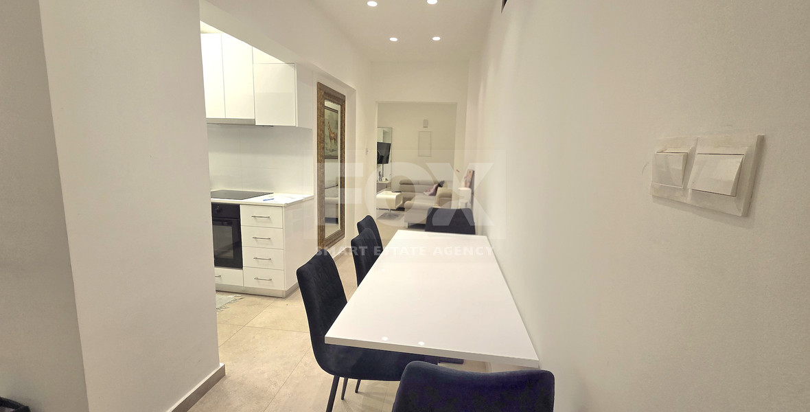 Three bedroom semi-detached house for rent in Mesa Geitonia