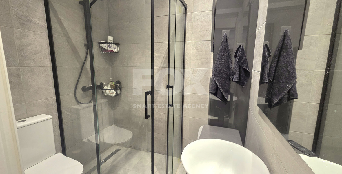 Three bedroom semi-detached house for rent in Mesa Geitonia