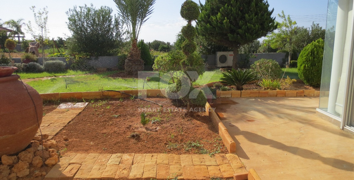 Four bedroom luxury detached villa with private gym for rent in Ypsonas Limassol