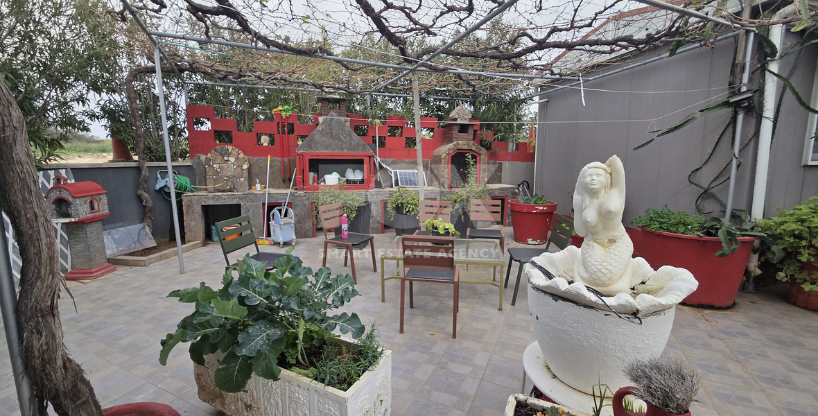 Four bedroom luxury detached villa with private gym for rent in Ypsonas Limassol