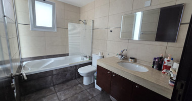 Four bedroom luxury detached villa with private gym for rent in Ypsonas Limassol