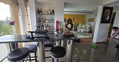 Four bedroom luxury detached villa with private gym for rent in Ypsonas Limassol