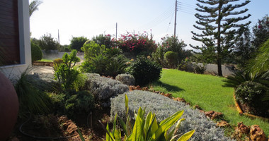 Luxury Four bedroom luxury detached villa with private gym for sale in Ypsonas