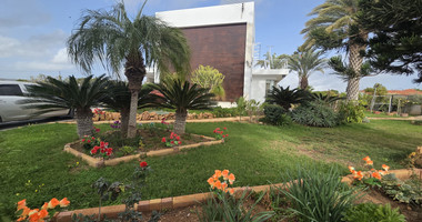 Luxury Four bedroom luxury detached villa with private gym for sale in Ypsonas