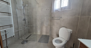 Three plus one  bedroom Semi-detached House for rent in Ekali Limassol