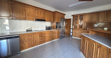 Three plus one  bedroom Semi-detached House for rent in Ekali Limassol