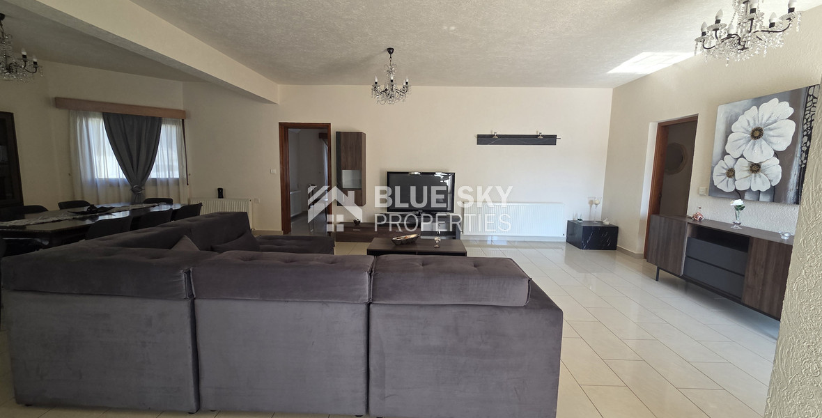 Three plus one  bedroom Semi-detached House for rent in Ekali Limassol