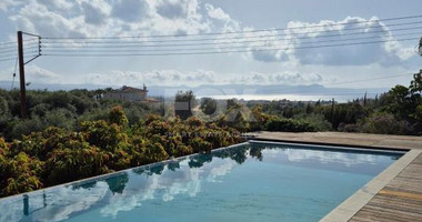 Holiday lets Per Day  : Four Bedroom Furnished Villa with Sea View in Argaka