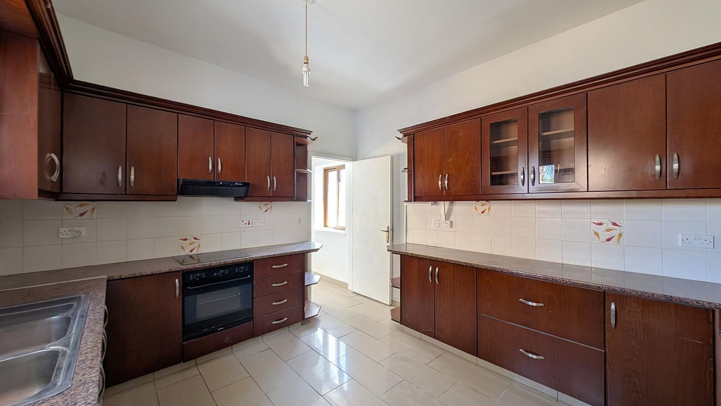 Maison 6 chambres 298 m² Konia, Chypre