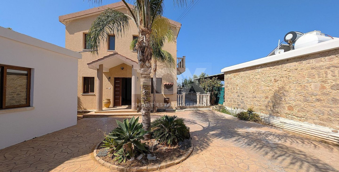 Dual-Residence Konia, Paphos – Detached two-Storey House & Ground Floor House