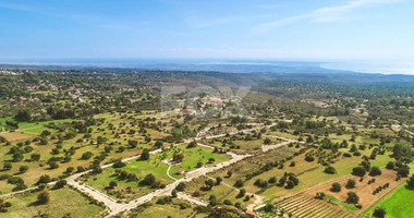 Amazing Residential  Plot of 4,316sqm for sale in Souni Zanakia, Limassol