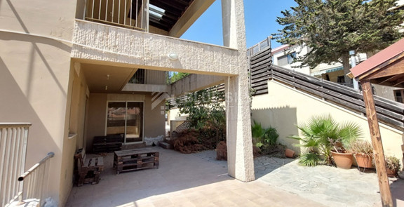 For Sale Spacious Four Bedroom House in Agios Athanasios