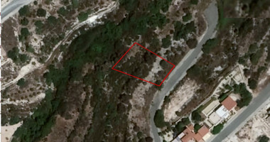 Residential plot in Tala Community in Paphos, for sale