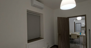 Two Bedroom Fully Renovated House In The Town Center