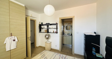 For Sale Three bedroom apartment in Paphos center