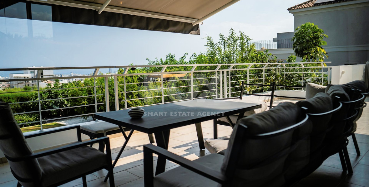 For Sale Modern Villa with Panoramic Sea Views in Prime Central Location with easy access to schools and all amenities