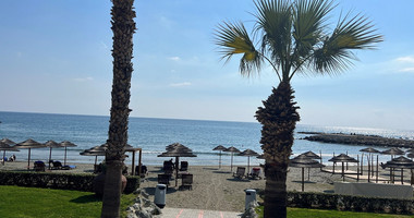 Four bedroom apartment with sea view for rent in Agios Tychonas tourist area , Limassol