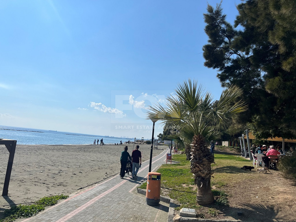 Four bedroom apartment with sea view for rent in Agios Tychonas tourist area , Limassol