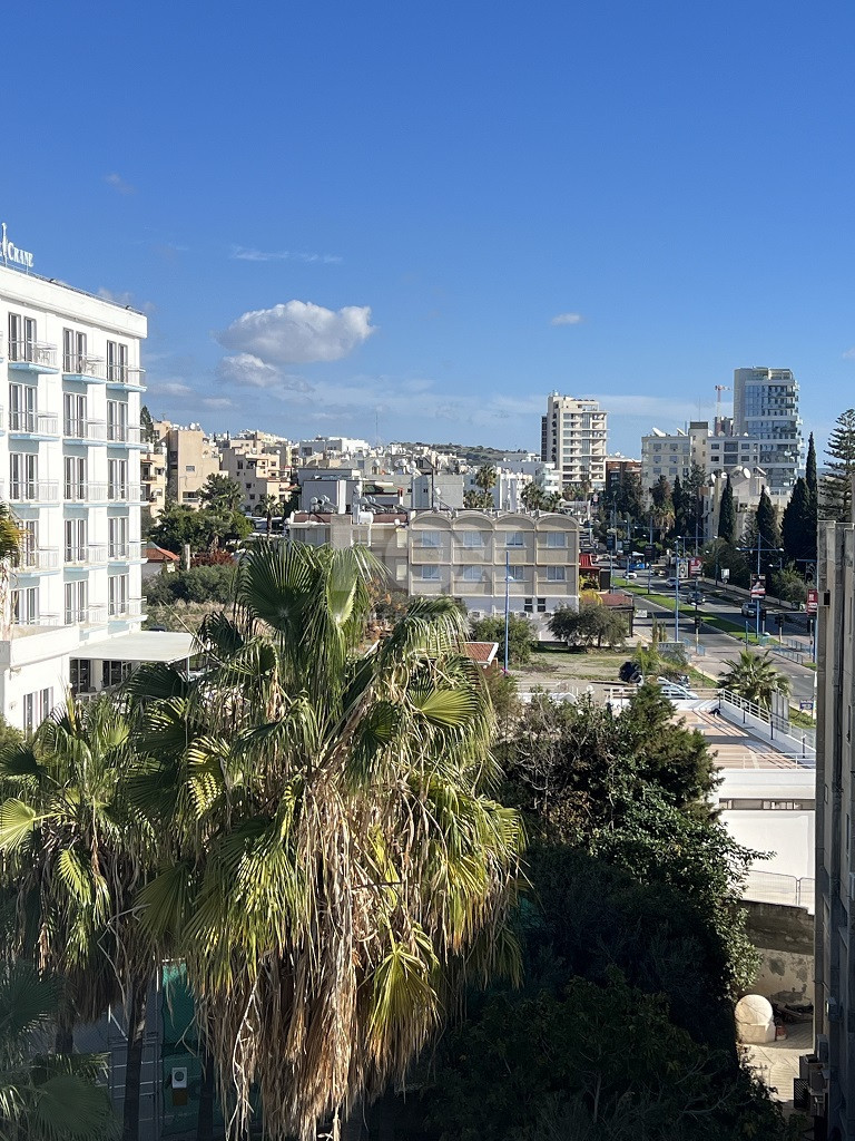 Four bedroom apartment with sea view for rent in Agios Tychonas tourist area , Limassol