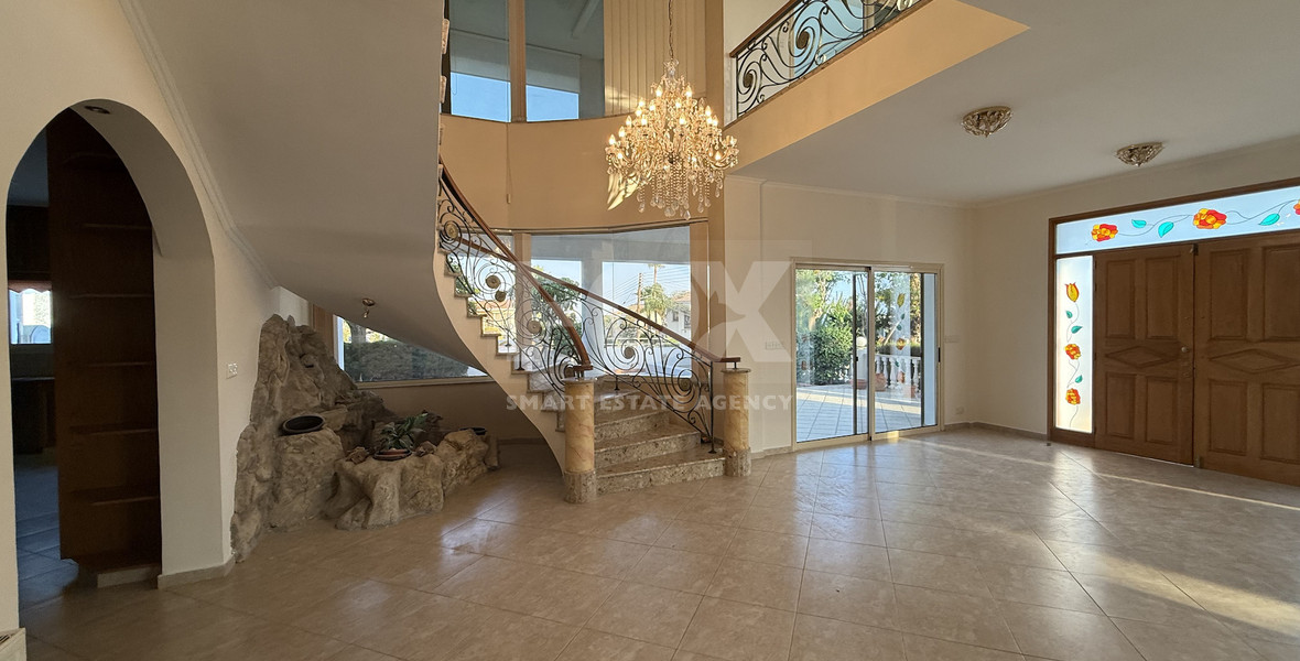 FOR RENT LARGE SIX BEDROOM VILLA WITH SWIMMING POOL AND SEPARATE GUEST AREA IN AGIOS ATHANASIOS.