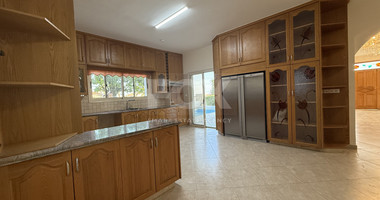 FOR RENT LARGE SIX BEDROOM VILLA WITH SWIMMING POOL AND SEPARATE GUEST AREA IN AGIOS ATHANASIOS.